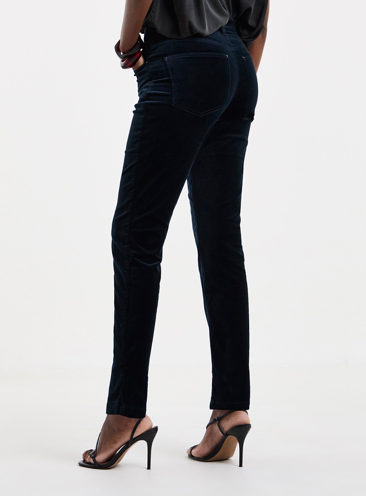 JD WILLIAMS Velvet Slim Leg Jeans 8 - Image 3 thumbnail