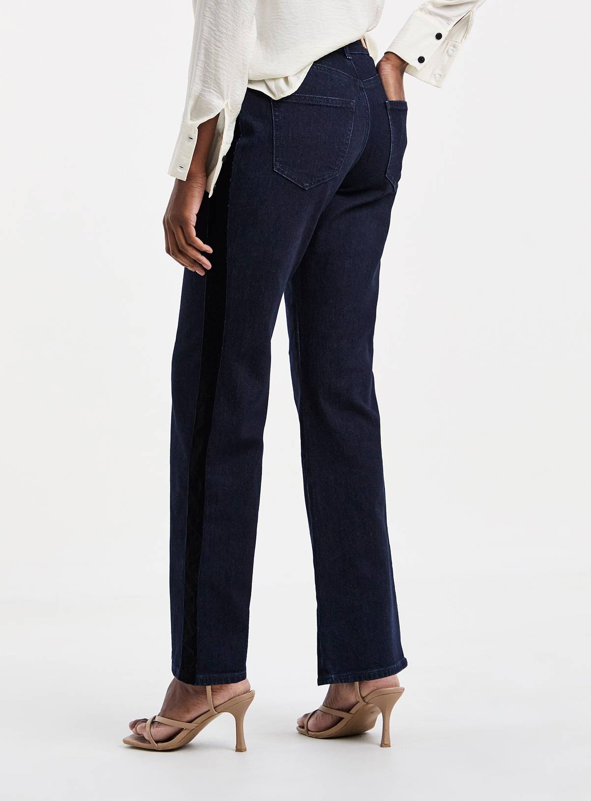 JD WILLIAMS Wide Leg Velvet Side Stripe Jeans 22 - Image 2