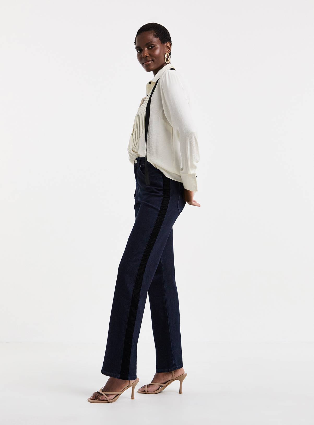 JD WILLIAMS Wide Leg Velvet Side Stripe Jeans 22 - Image 3