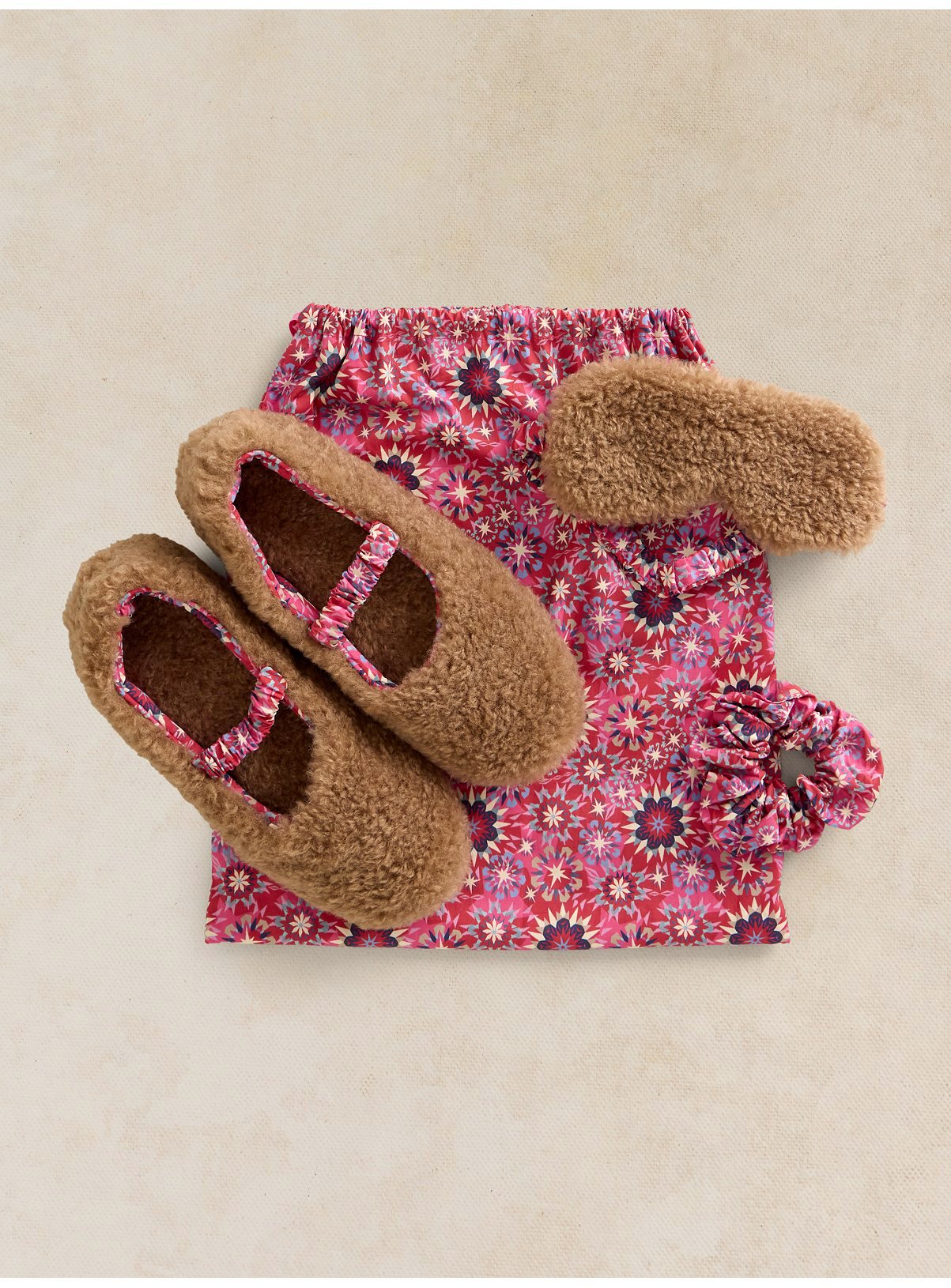 WHITE STUFF Slipper Gifting Set S - Image 4 thumbnail