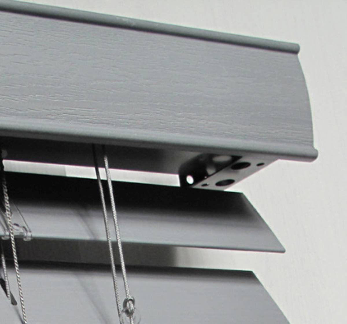 New Edge Blinds Grey Grained Faux Wood String Venetian Blind - 160cm x 150cm - Image 5