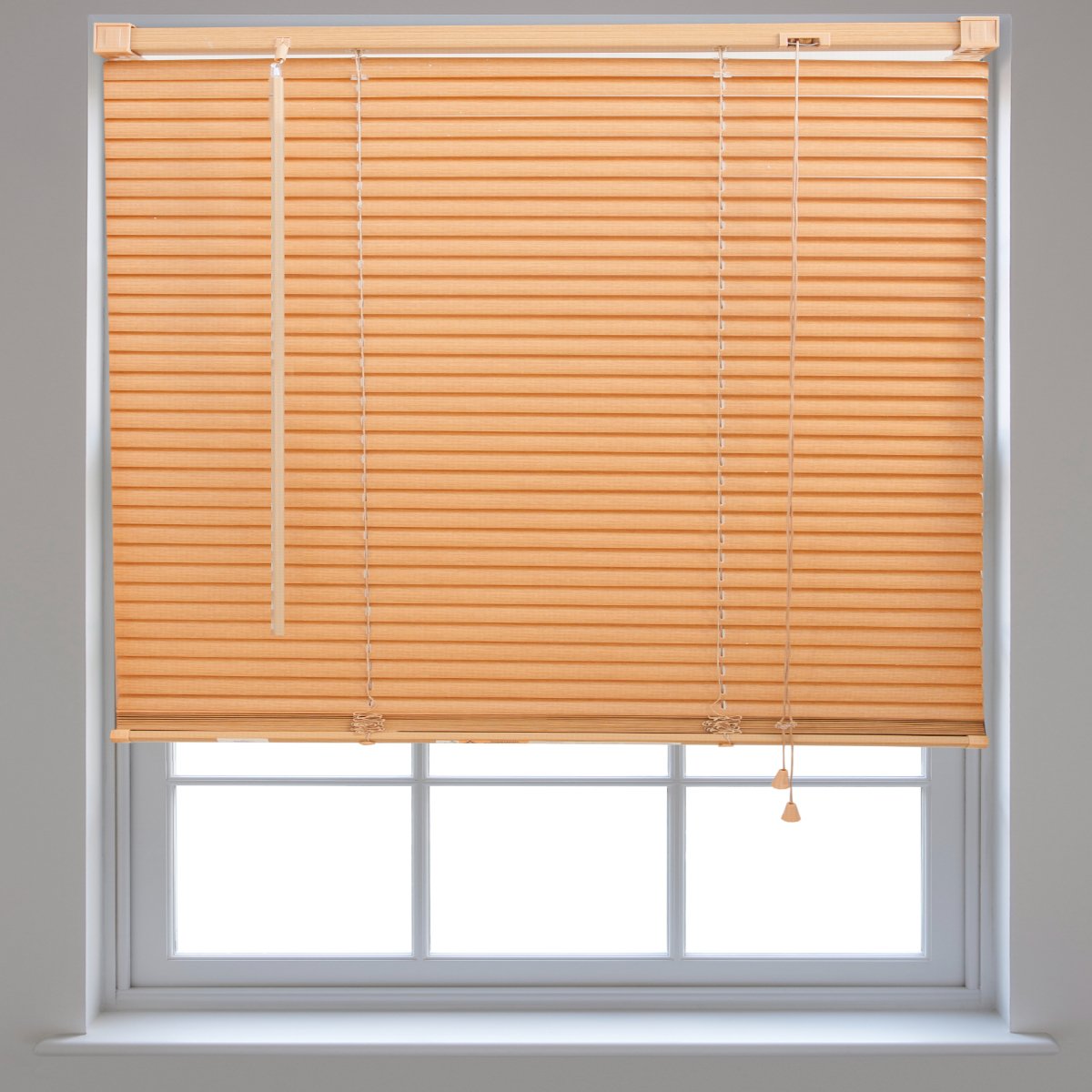 Furnished Teak Wood Effect Venetian Blind 25mm Slat - 160 x 150cm - Image 2