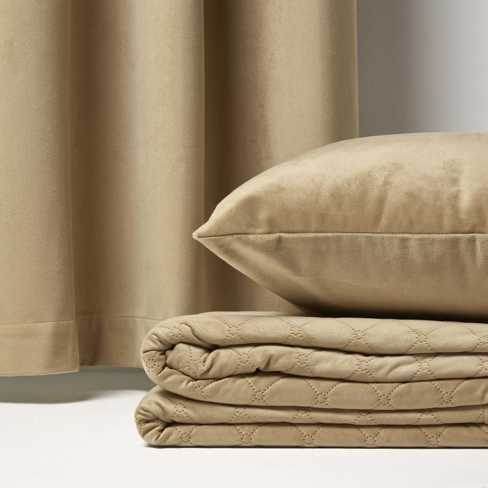 Homescapes Beige Thermal 100% Blackout Velvet Curtains - 168cm x 183cm - Image 6
