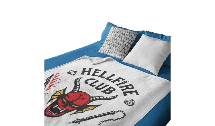 Stranger Things Hellfire Club Fleece Blanket - 150cm x 100cm