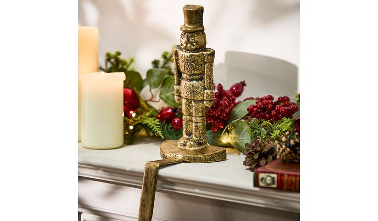 Dibor Iron Nutcracker Stocking Holder - Gold