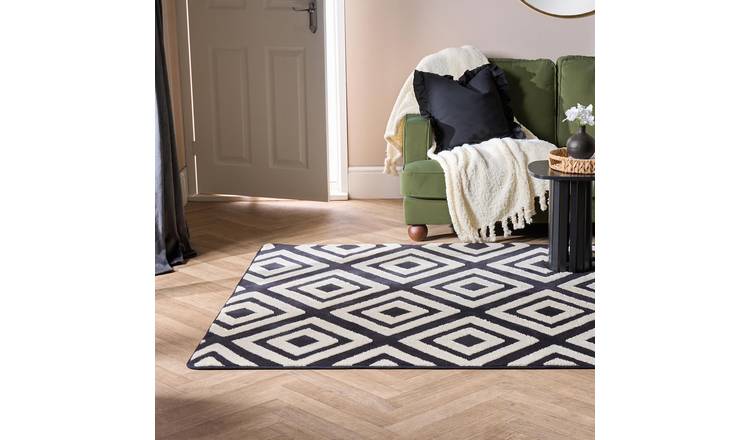 OHS Contrast Tufted Geo Rug - 120 x 170cm - Black/White