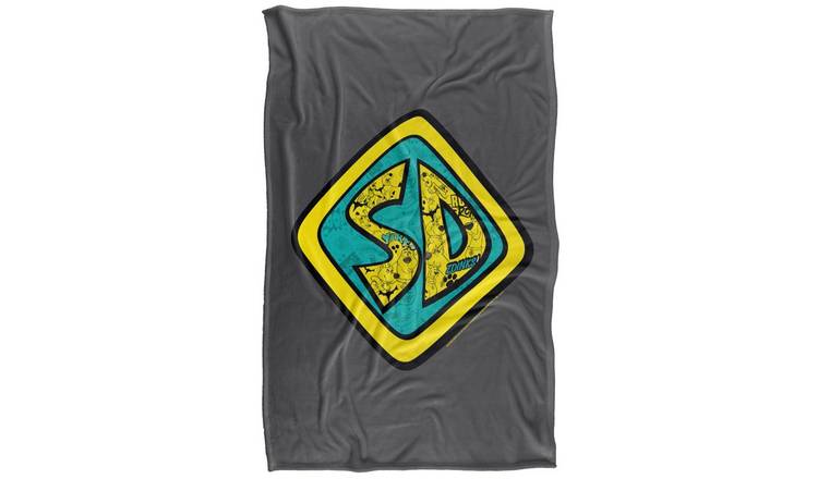 Scooby Doo Badge Soft Touch Blanket - 152cm x 127cm