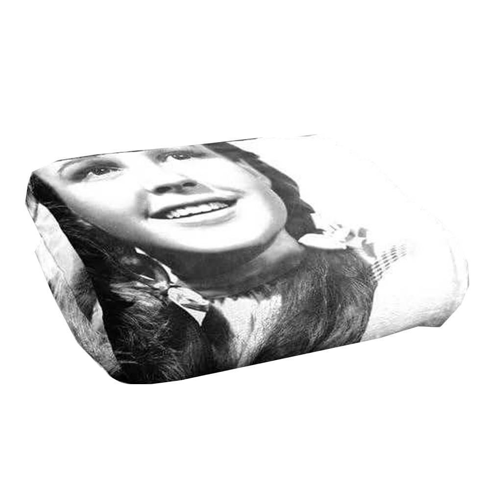 The Wizard Of Oz Dorothy And Toto Soft Touch Blanket - 147cm x 91cm - Image 3