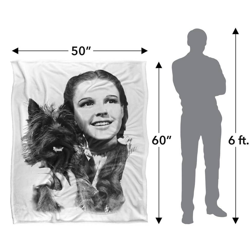 The Wizard Of Oz Dorothy And Toto Soft Touch Blanket - 147cm x 91cm - Image 4
