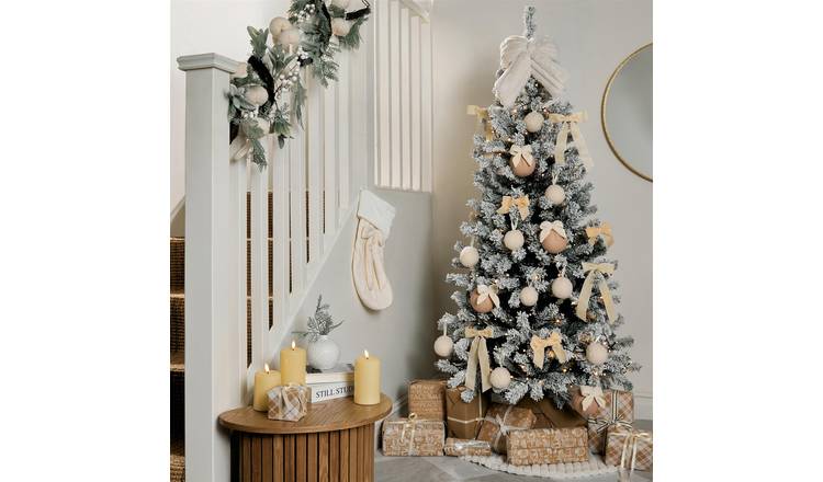 OHS Snowy 6ft 500 Tips Artificial Christmas Tree - White