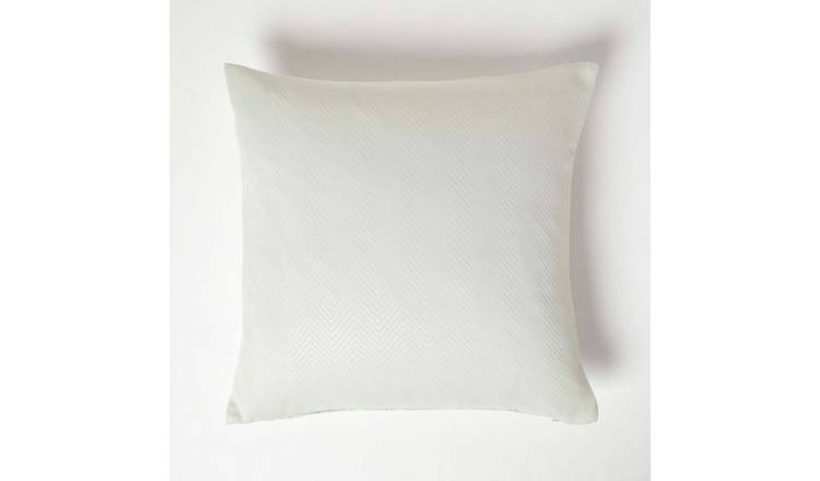 Homescapes Ivory Herringbone Chevron Cushion Cover - 45 x 45 cm