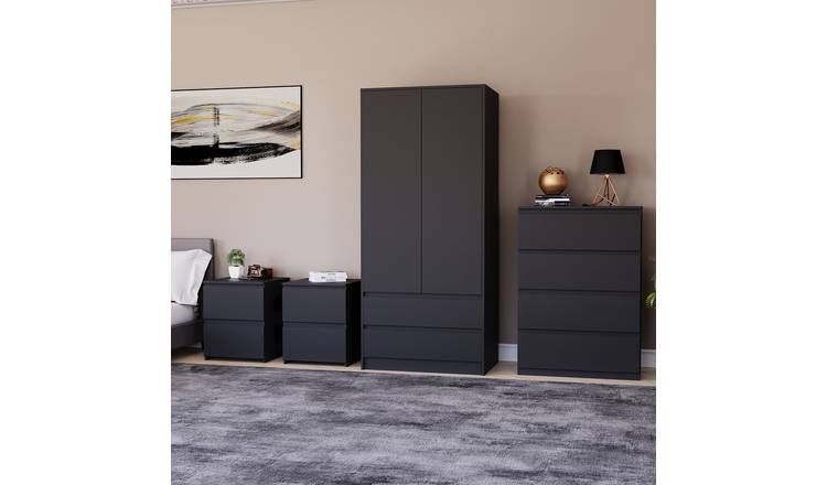 Vida Designs Denver Bedroom Set (2x Bedside, 4 Drawer Chest, Wardrobe) - Black