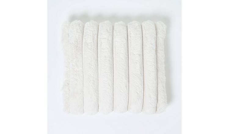 Homescapes Faux Fur Ribbed Cushion – Cream