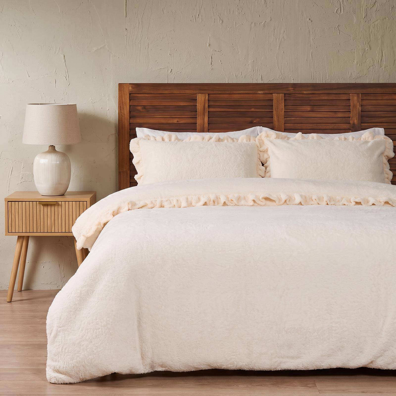 OHS Frill Teddy Fleece Cream Duvet Set -  Double - Image 1