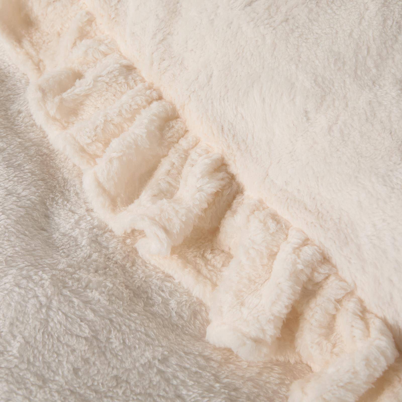 OHS Frill Teddy Fleece Cream Duvet Set -  Double - Image 4