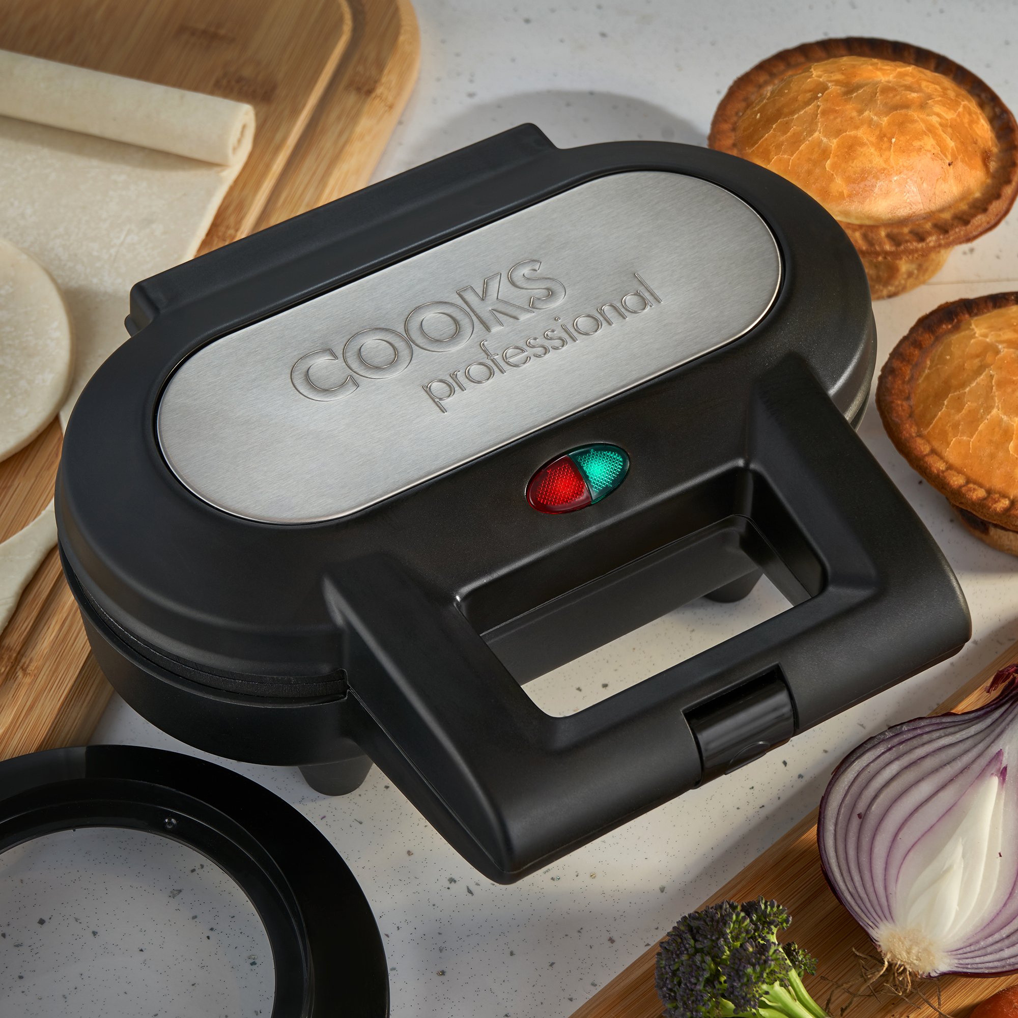 Cooks Professional Deep Fill Pie Maker Machine - 2 Pie Capacity - Image 2