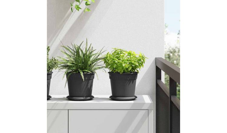 Walplus Pack of 24 Plastic Round Planter Tray - Black - 15.5 x 15.5 x 2 cm
