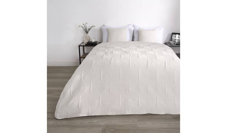 OHS Arches Quilted Blanket Throw 200 x 240cm - Cream