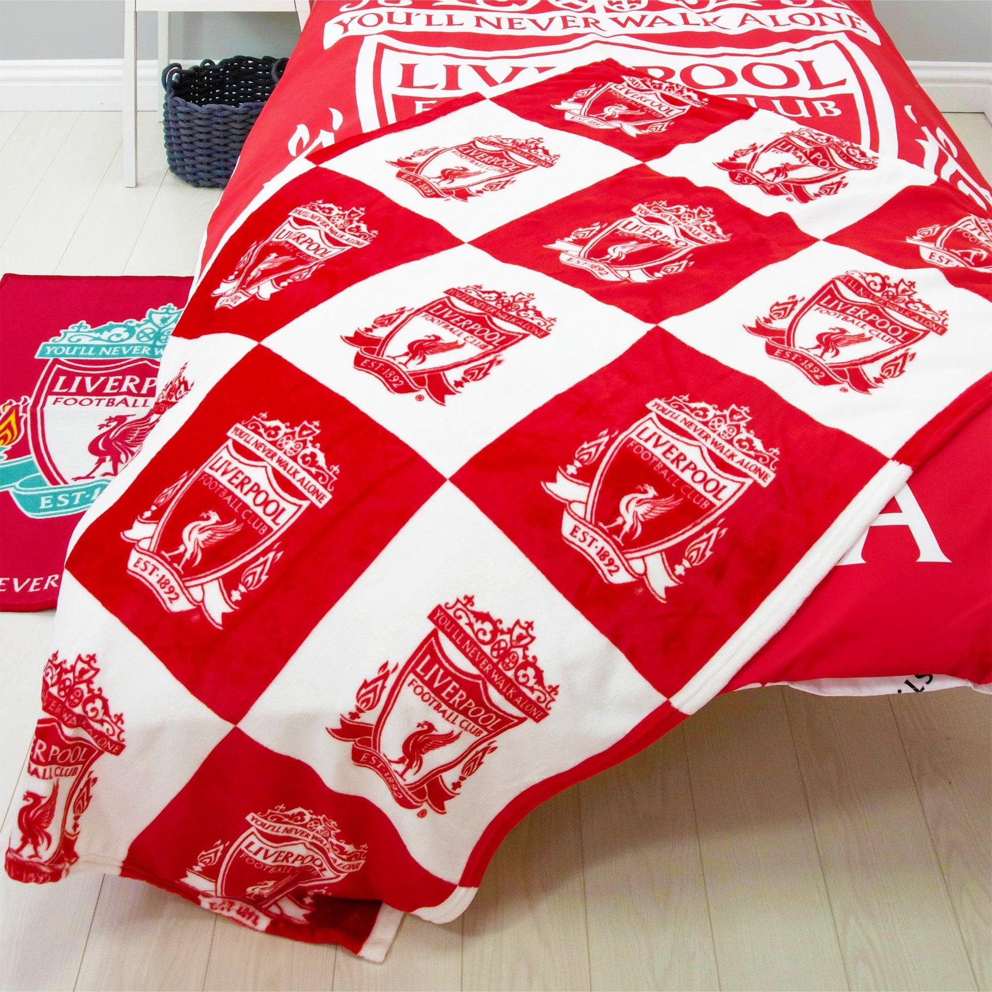 Liverpool FC Fleece Checkerboard Red & White Blanket - 150cm x 100cm - Image 3