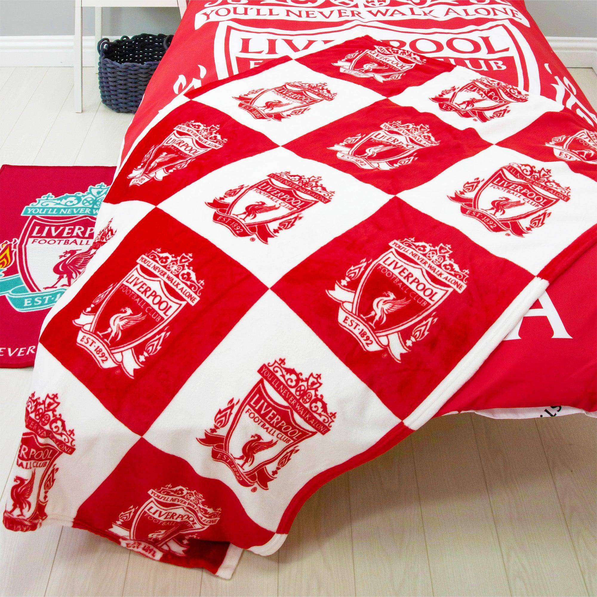 Liverpool FC Fleece Checkerboard Red & White Blanket - 150cm x 100cm - Image 3