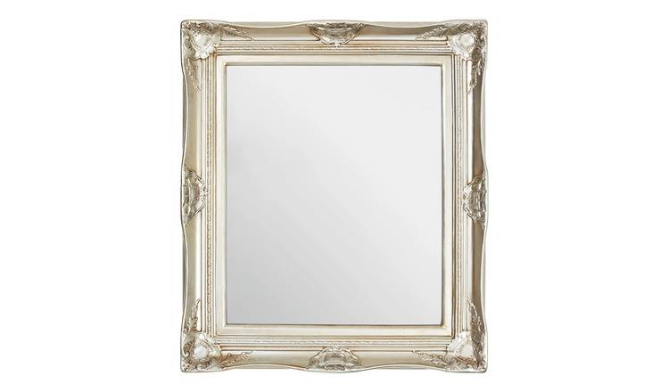 Orsina Adelere Ornate Metallic Foliage Wall Mirror – Gold
