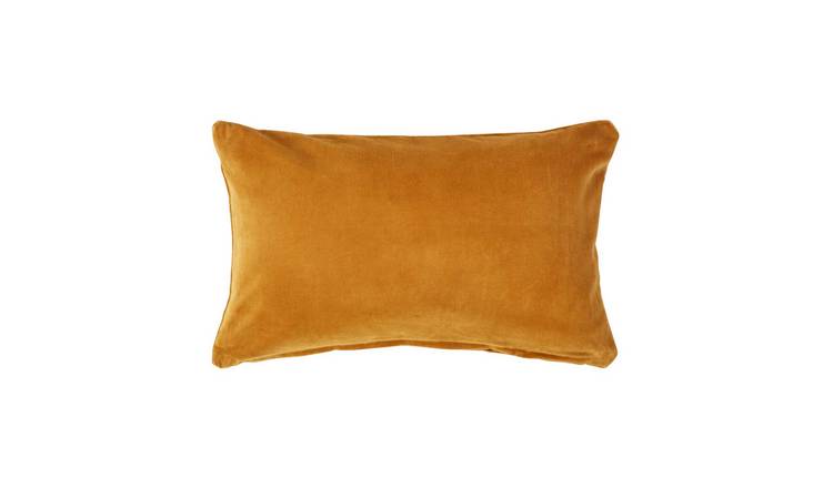 Homescapes Mustard Cotton Velvet Rectangular Cushion Cover - 30 x 50 cm