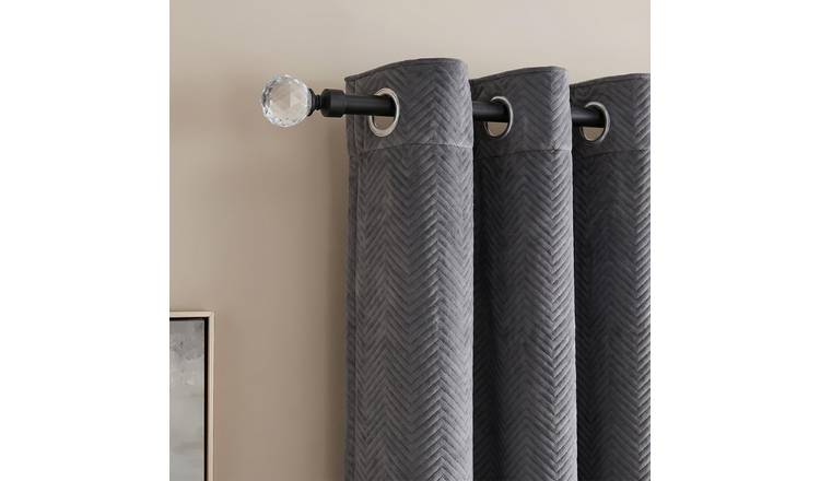 OHS 16mm Crystal Ball Extendable Curtain Pole 120-220cm - Black