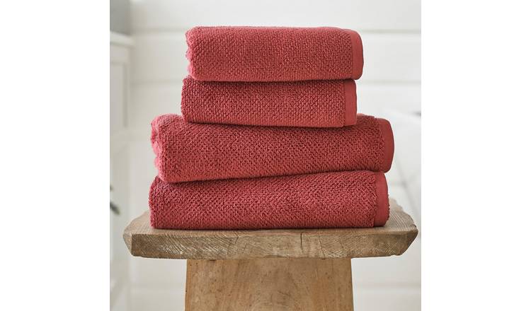 Deyongs Romeo Cotton Bath Sheet - Raspberry