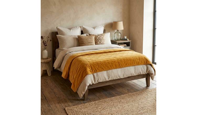 Homescapes Cotton Velvet Quilted Throw - 150 x 200 cm - Mustard