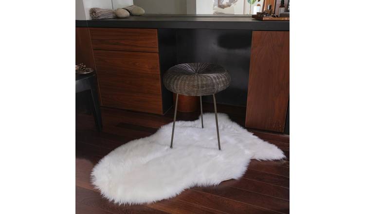 Mega Flooring White Shaggy Plain Rug - 70 x 140cm
