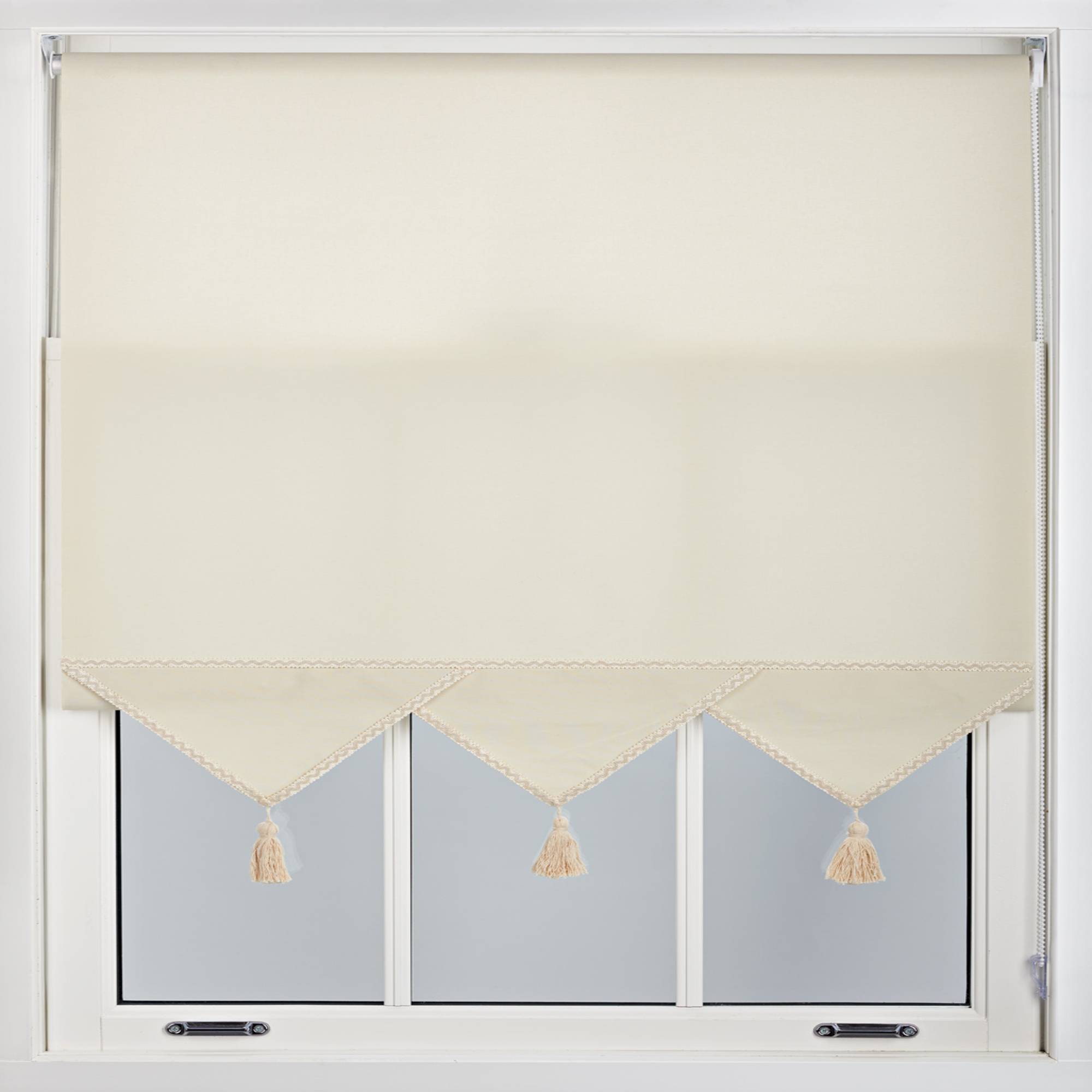 Furnished Cream Daylight Roller Blind Triangle Edge - 150 x 165cm - Image 2