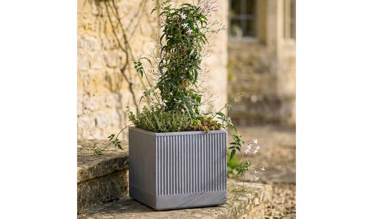 Dibor Small Fibre Clay Outdoor Garden Planter – Slate Grey