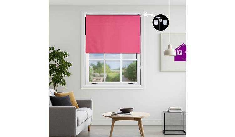 Furnished Fuchsia Blackout Roller Blind with Metal Fittings - 135 x 210cm