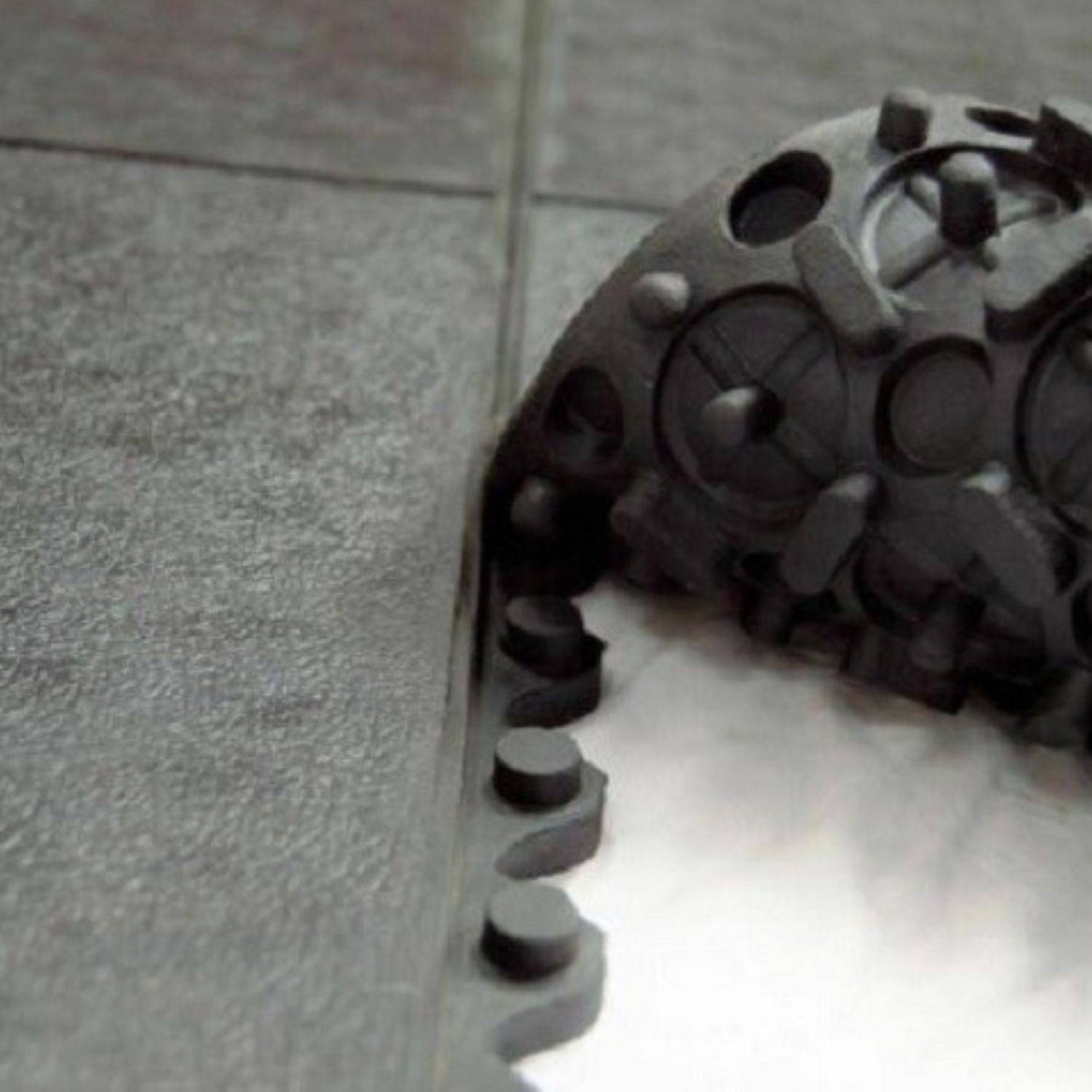 Ark Mat 14mm Heavy Duty Interlocking Rubber Gym Mat Floor Tiles 900x900mm - Image 1