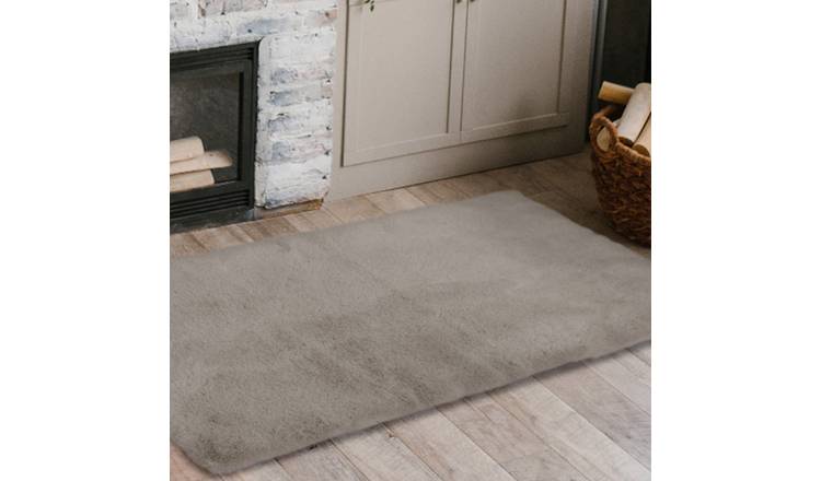 Mega Flooring Beige Shaggy Plain Rug - 70 x 120cm