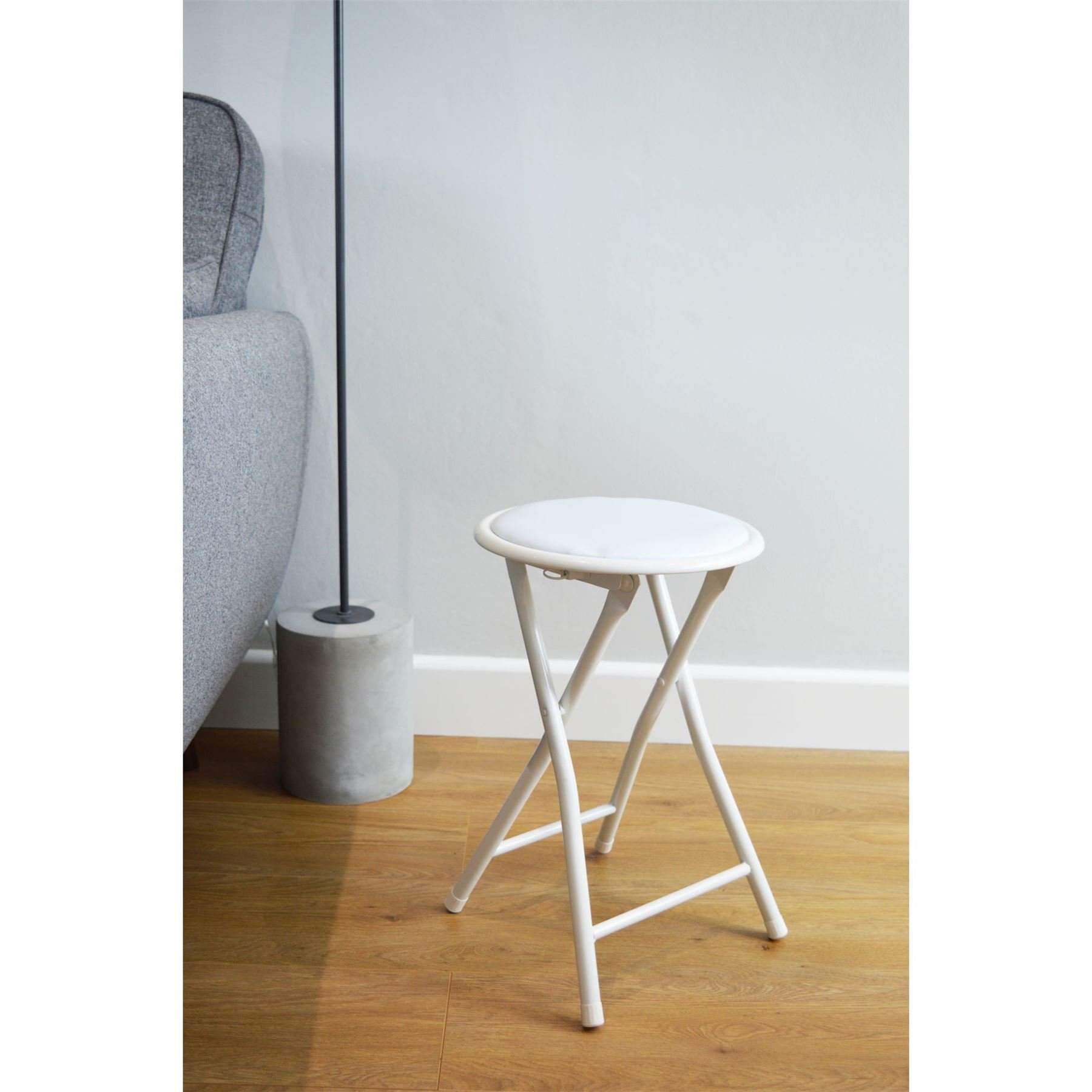 Harbour Housewares Padded Folding Stools Pack of 8 - White - Image 6