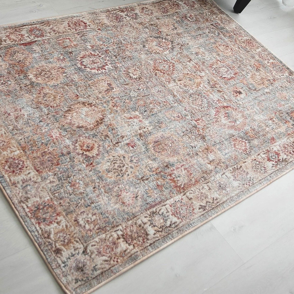 Mega Flooring Beige Traditional Abstract Runner - 60 x 230cm