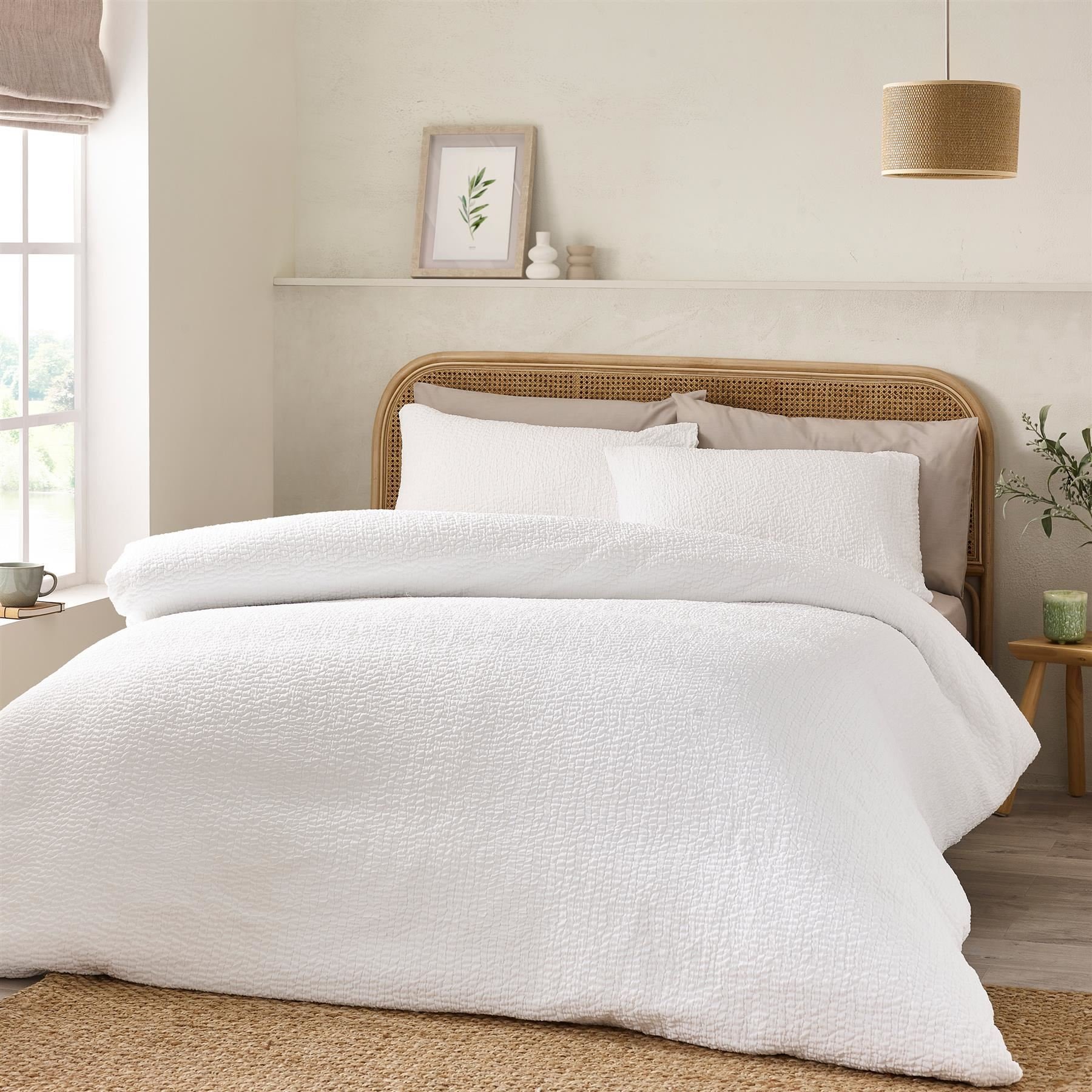 Catherine Lansfield Crinkle Seersucker Duvet Cover Set - Double - White