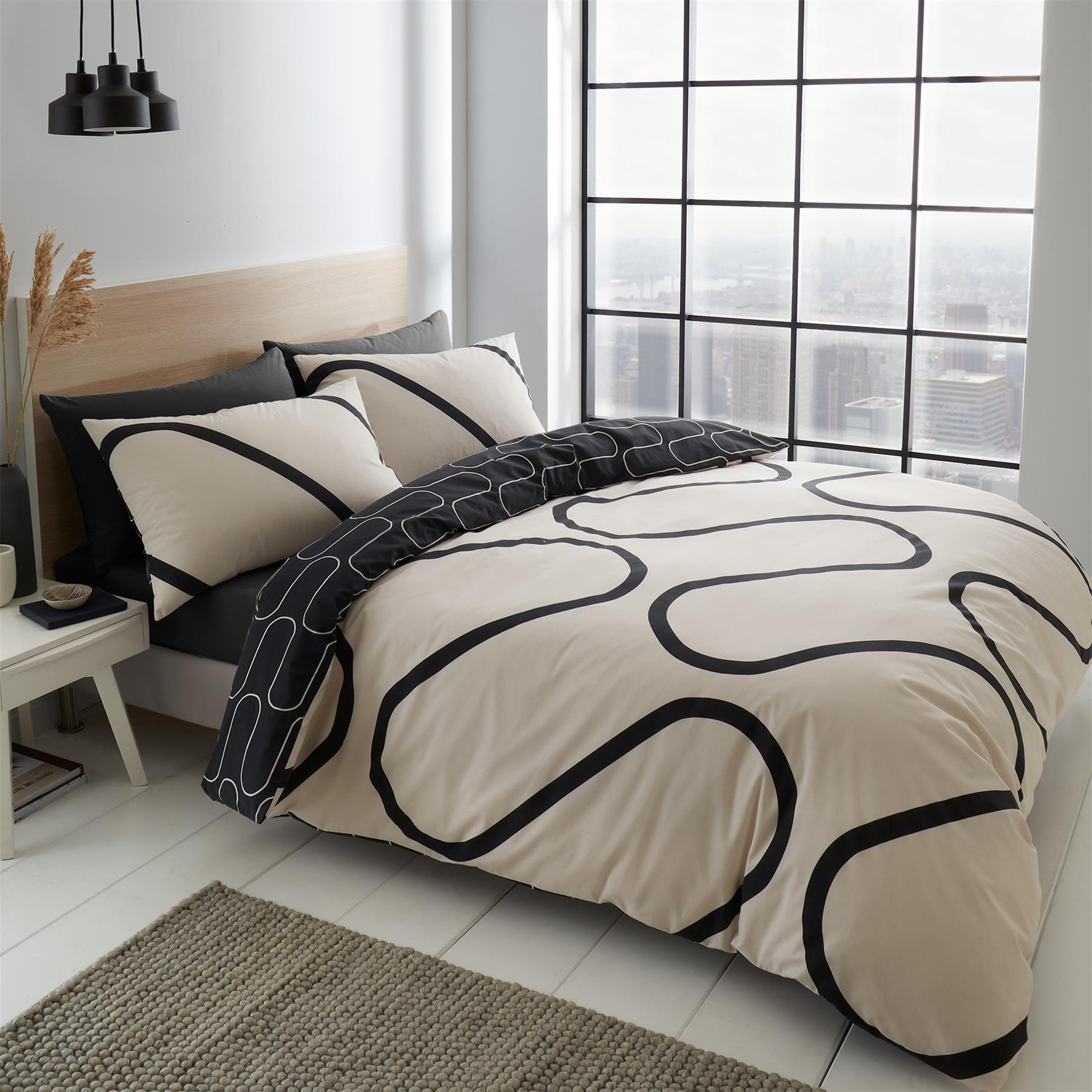 Catherine Lansfield Linear Curve Geometric Duvet Cover Set - Double - Black
