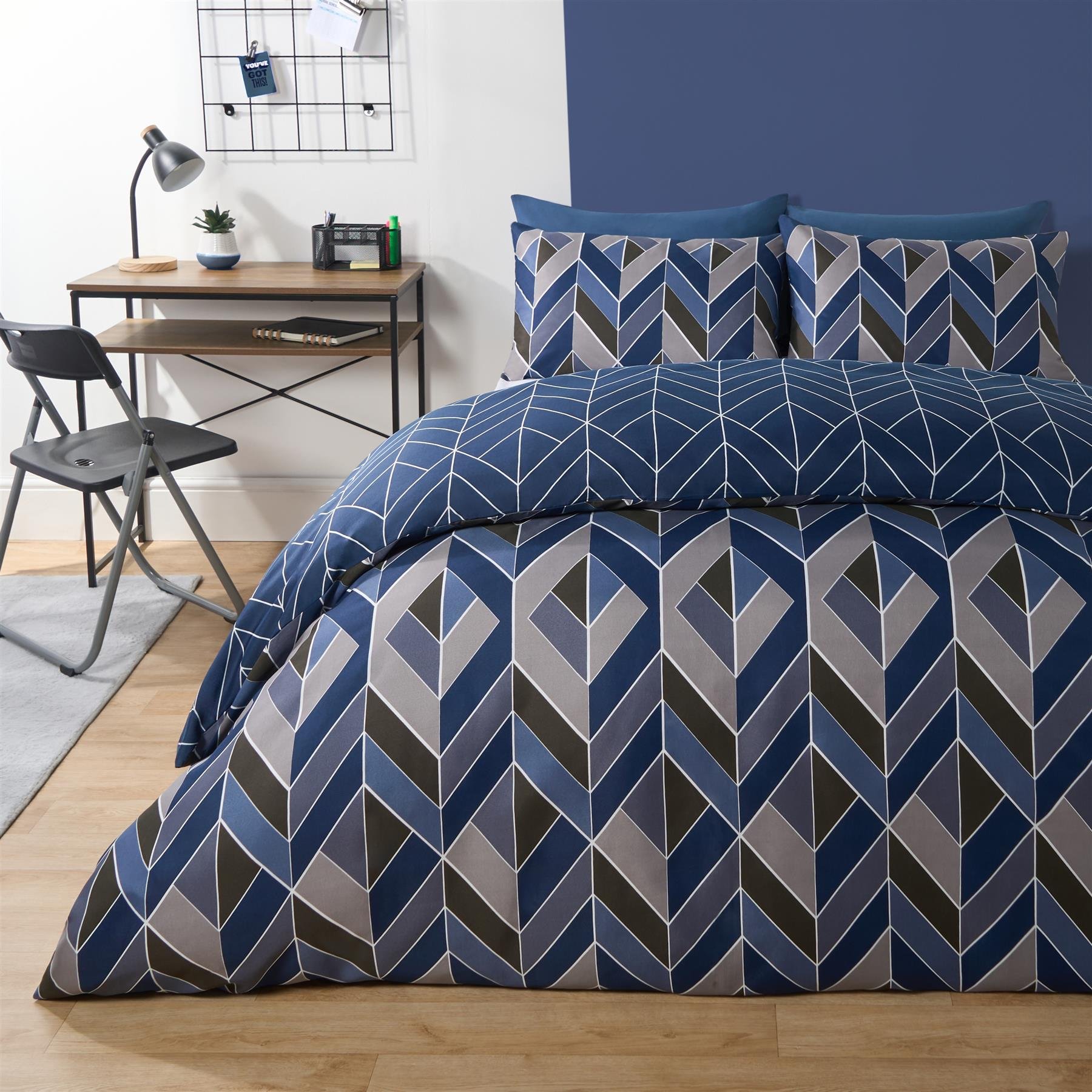 OHS Abstract Chevron Reversible Duvet Cover Bedding Set Navy - Double