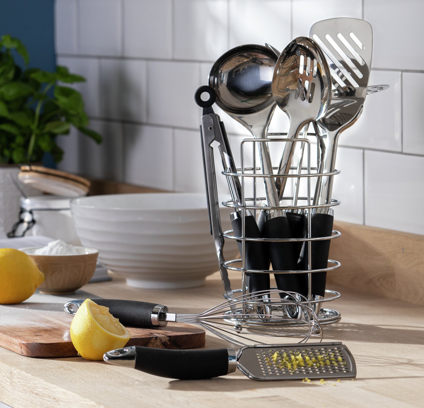 Argos Home 9 piece Stainless Steel Utensil Set - Black