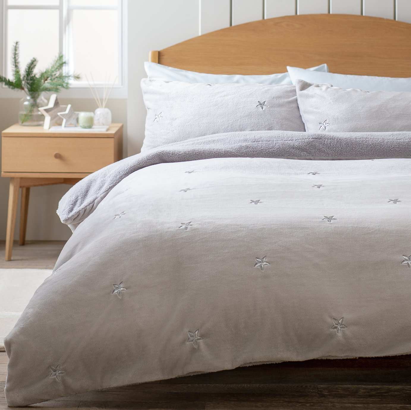 Argos Home Embroidery Star Fleece Grey Bedding Set-Superking