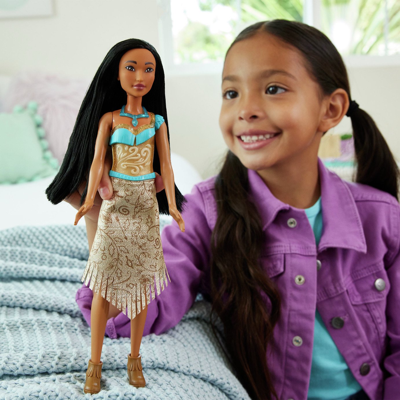 Disney Princess Pocahontas Fashion Doll - 27cm
