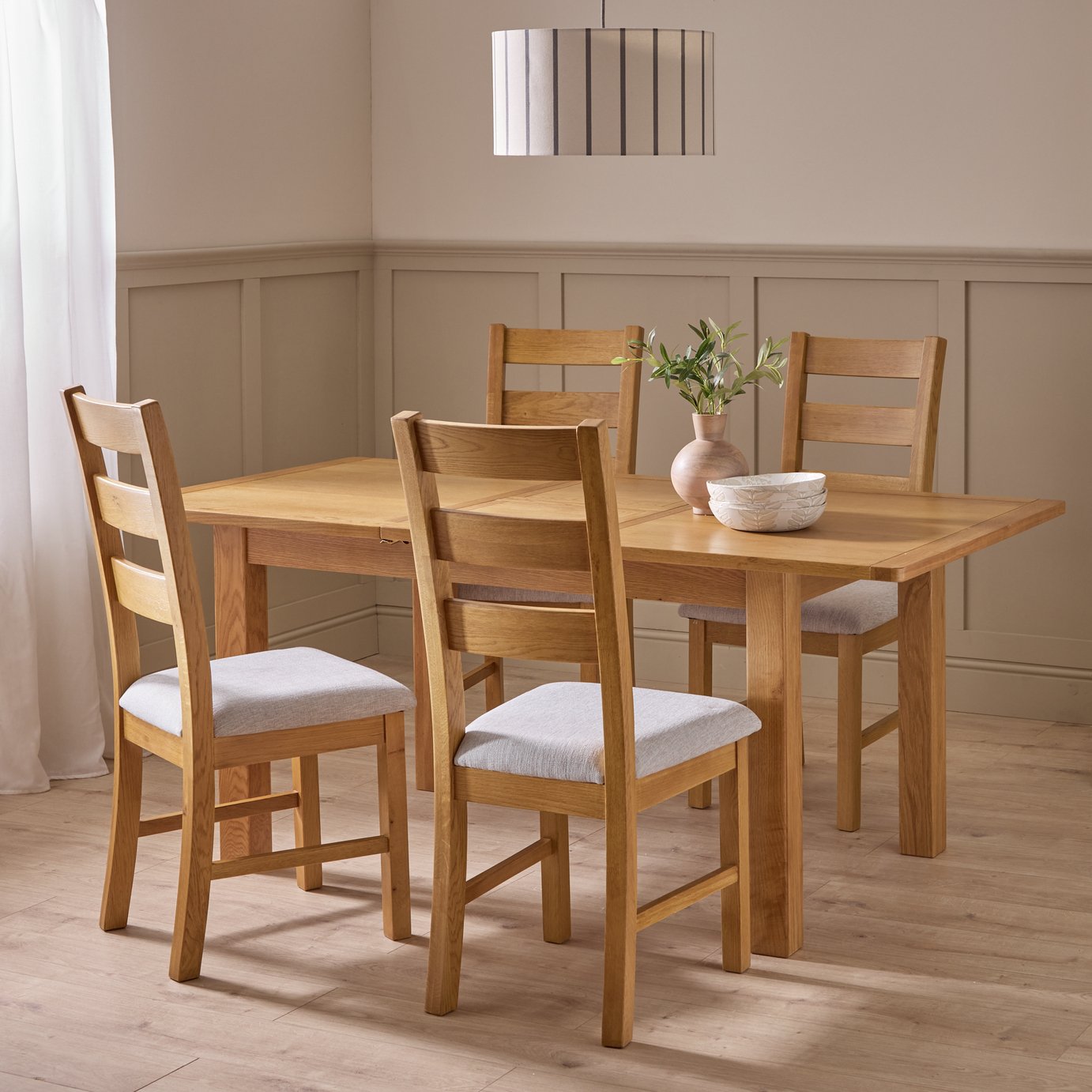 Argos Home Ashwell Ext Oak Dining Table & 4 Grey Chairs