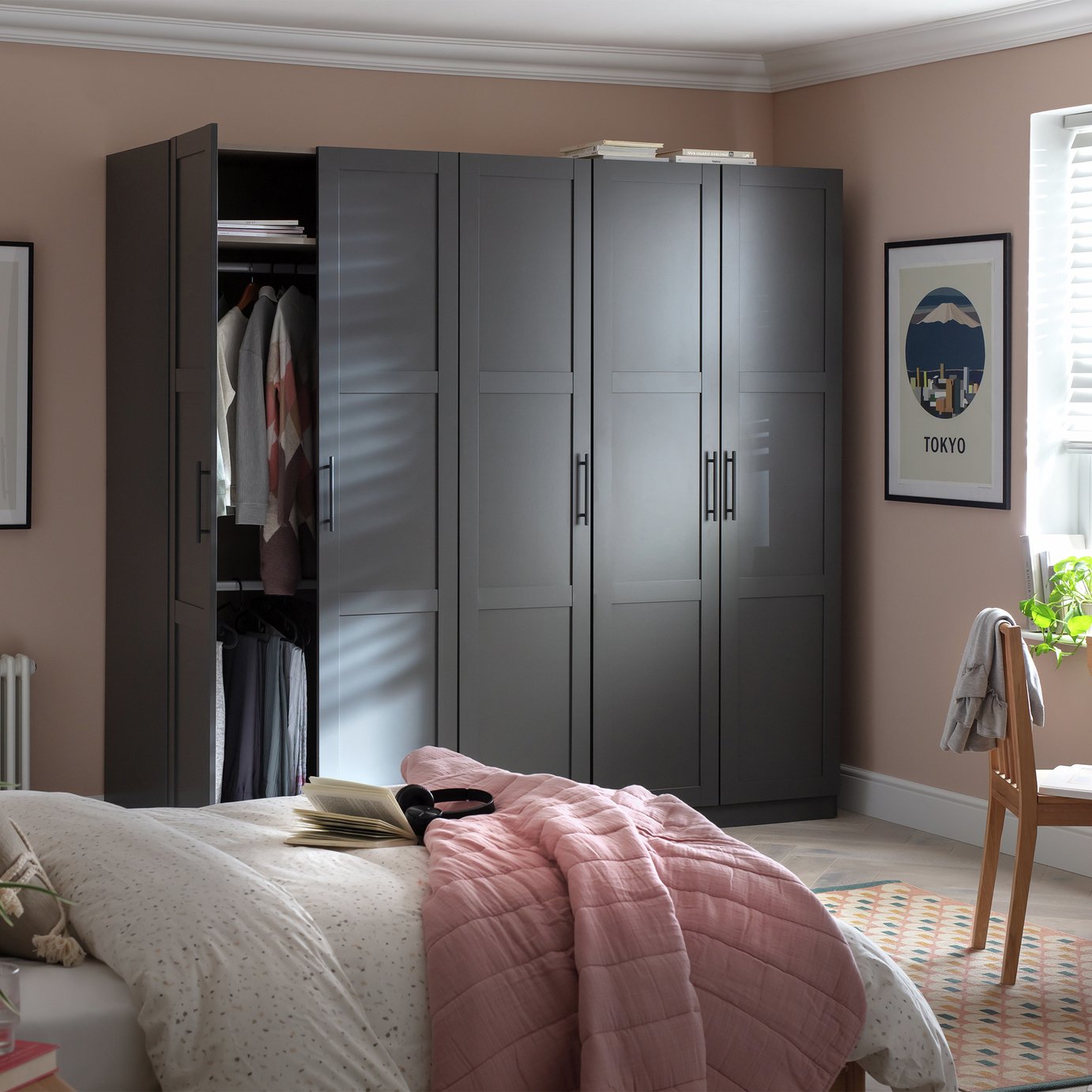 Habitat Munich Panelled 5 Door Wardrobe 