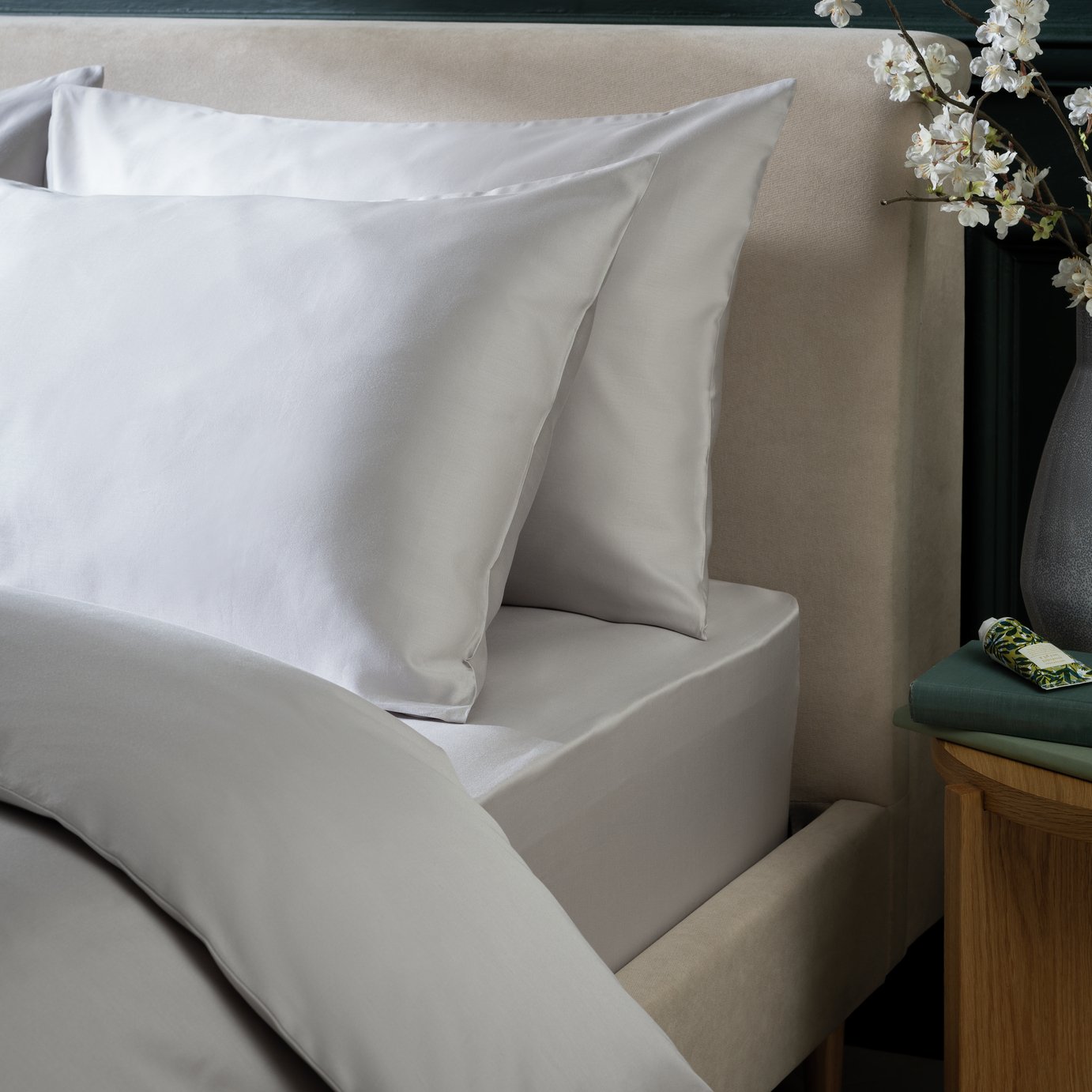 Habitat Cotton 800 TC White Standard Pillowcase Pair