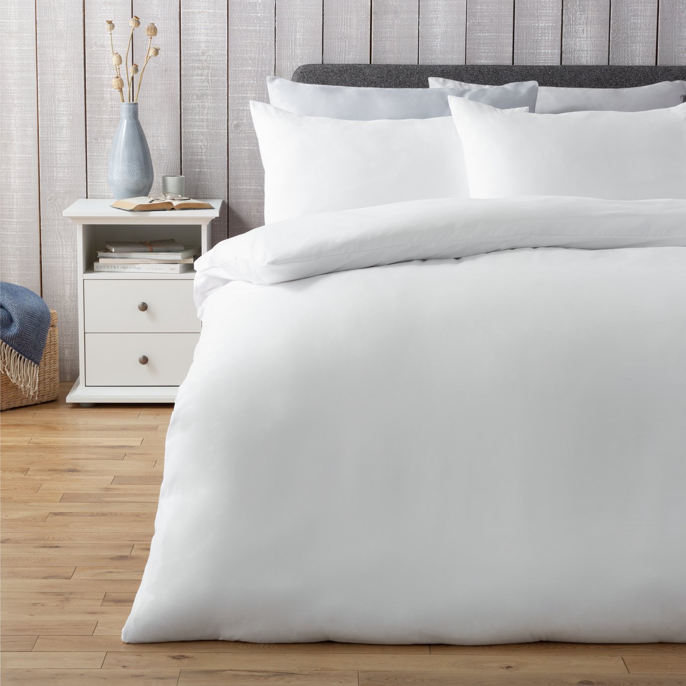 Silentnight Supersoft Plain White Bedding Set - Double