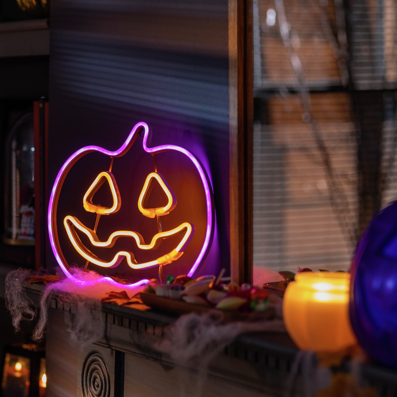Argos Home Battery Neon Effect Pumpkin Sign Halloween Light