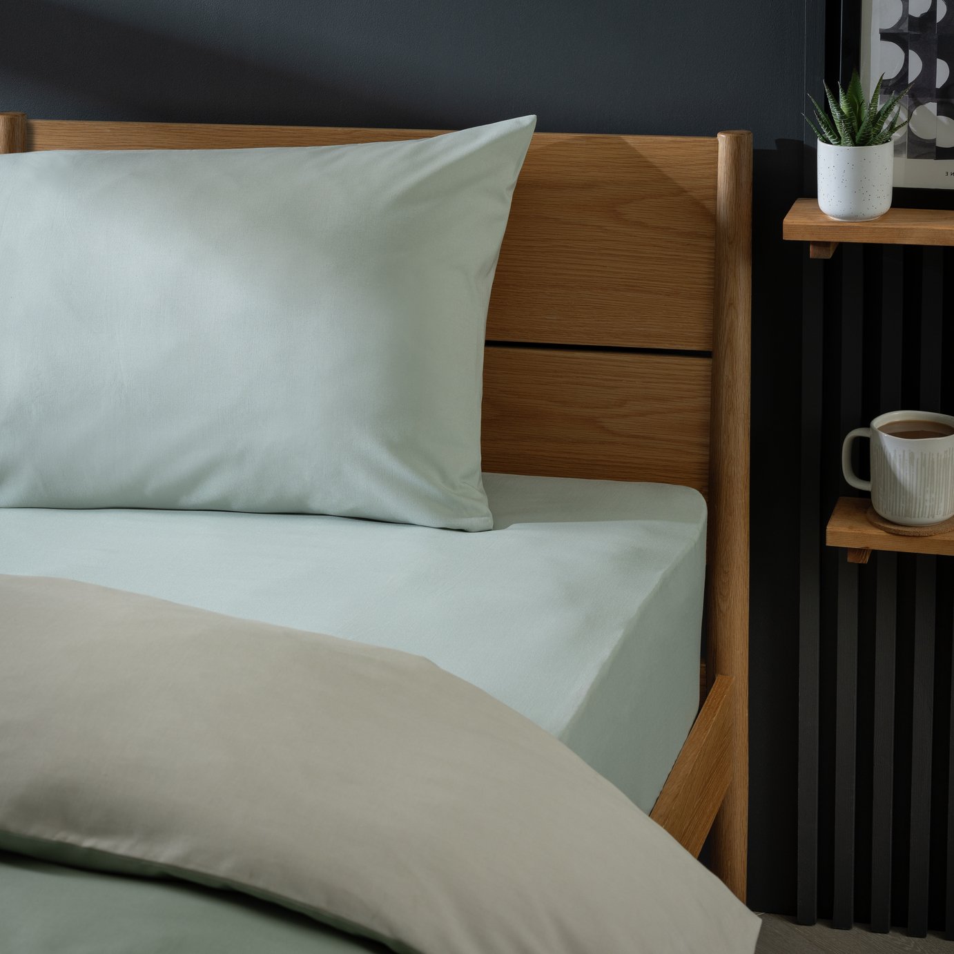 Habitat Easycare Plain Flint Fitted Sheet