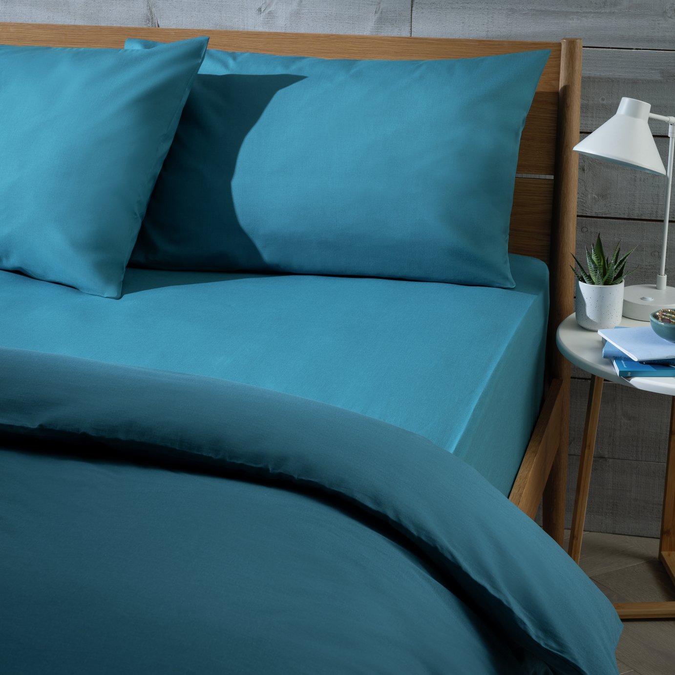 Habitat Cotton Rich Plain Fitted Sheet